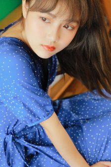 女教师教室hd在线观看